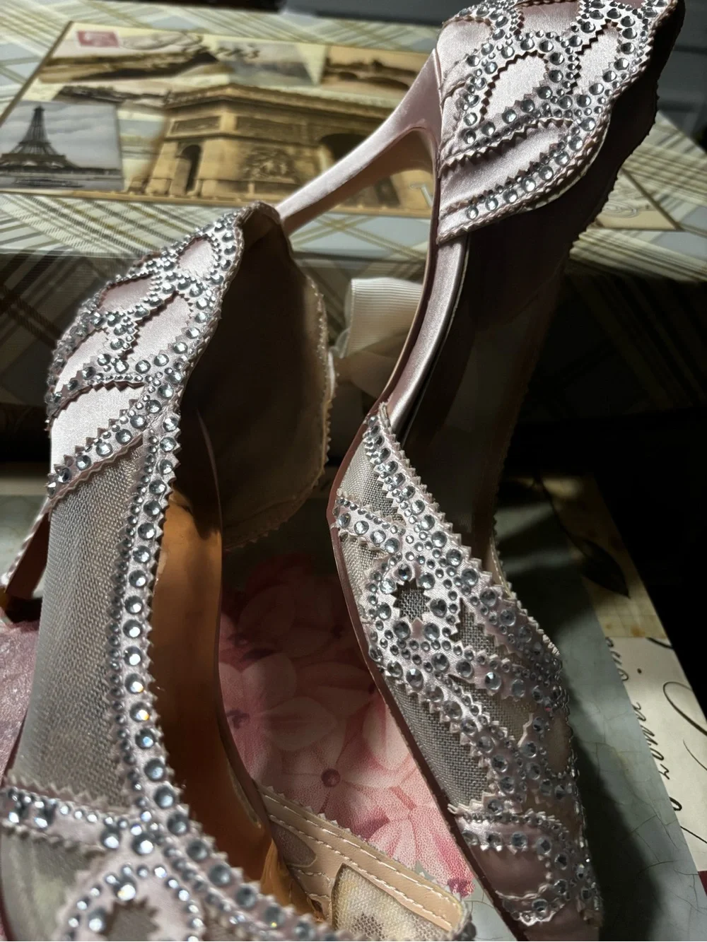 XYD Women's Pumps, Elegant Pointed Toe, D'Orsay Kitten Low Heels, Rhinestone
